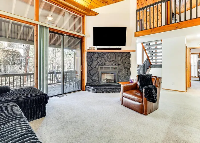 Holiday home 1 Mi To Golf Course: Wfh-friendly Pinetop Retreat Indian Pine