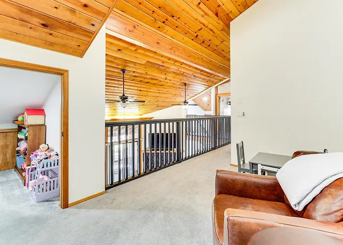 Holiday home 1 Mi To Golf Course: Wfh-friendly Pinetop Retreat